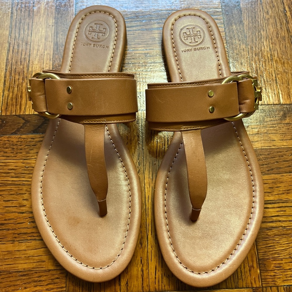 Tory Burch Sandals Excellent Condition sz 9 brown Flip Flop - Picture 2 of 12